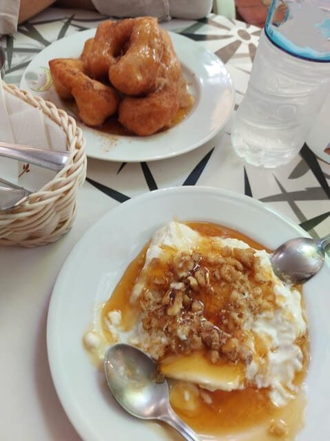 Food Tour evenings and Sundays - How the Tour Works and What to Expect