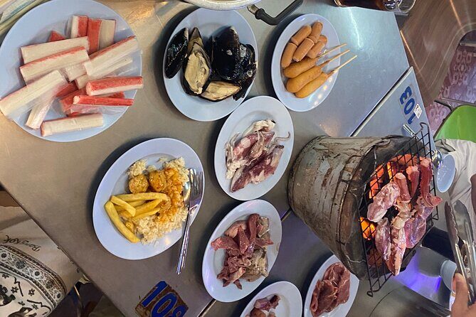 Food Tours with lovely university students - Key Points