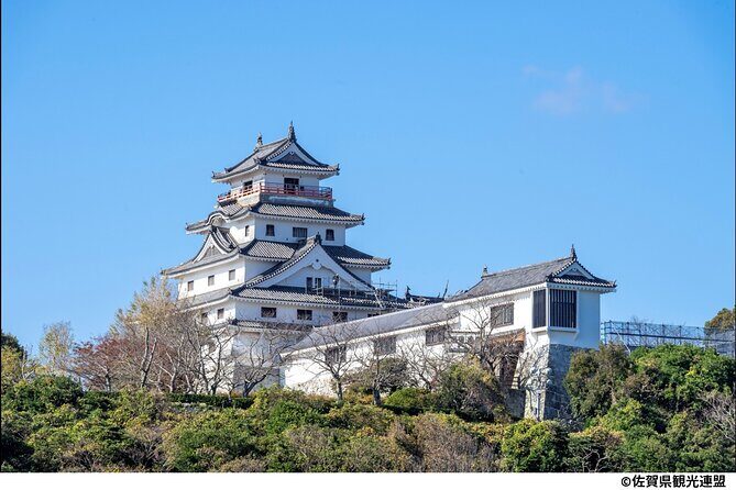Footsteps through Karatsu: From Samurai Castles to Ceramics - An in-depth look at the experience