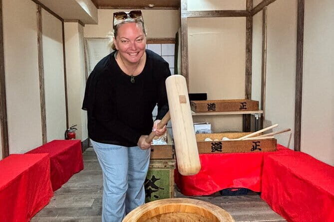 For adultTraditional Mochi Pounding Experience with Tasting - Who Will Love This Experience?