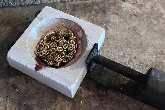 Forge your own wedding rings or friendship rings in Tuscany - In-Depth Review of the Tuscany Ring-Making Workshop