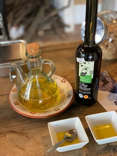Fornalutx - hiking to the olive farm & oil tasting - Visiting the olive farm and tasting session