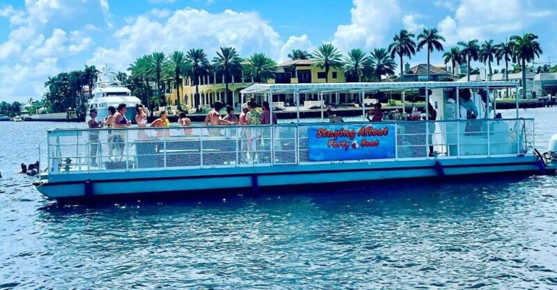 Fort Lauderdale: Scenic Boat Trip w/ Swim Stop & Inflatables - The Sum Up