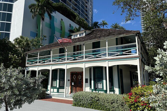 Fort Lauderdale Walking Food Tour with 5 Locals Favorites Dishes - Who Will Enjoy This Tour?