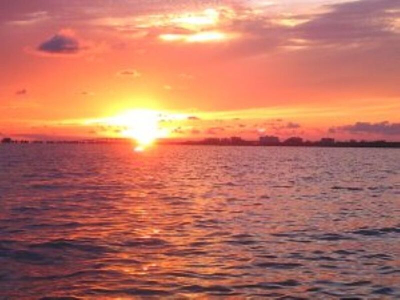 Fort Myers: Guided Sunset Kayaking Tour through Pelican Bay - Key Points