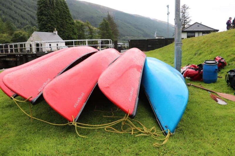 Fort William: 5-Day Canoe Trip to Inverness - Day 1: Loch Lochy and Night at Eagle Bâgé