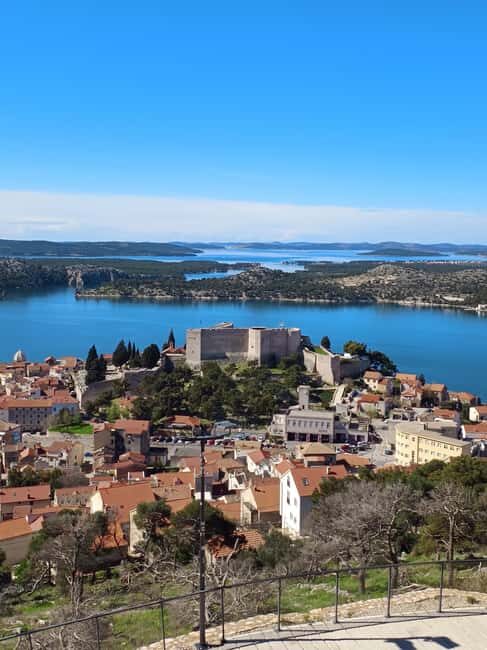 Fortresses and walls of ibenik - Key Points
