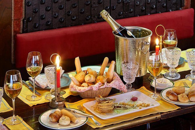 Four-course Food & Wine Pairing Elegant Dinner in Venice - Practical Details and Tips