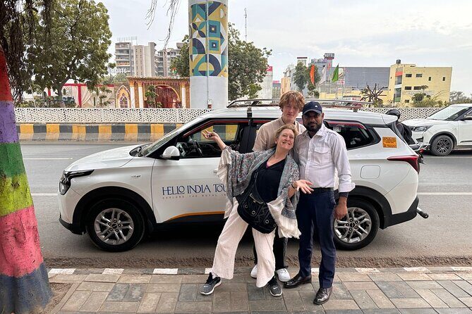 Four-Day Luxury Golden Triangle Tour to Agra & Jaipur From Delhi - Detailed Breakdown of the Itinerary