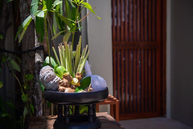 Four Hand Bliss (65 Mins) + Free Pick up or Drop Back - The Sum Up