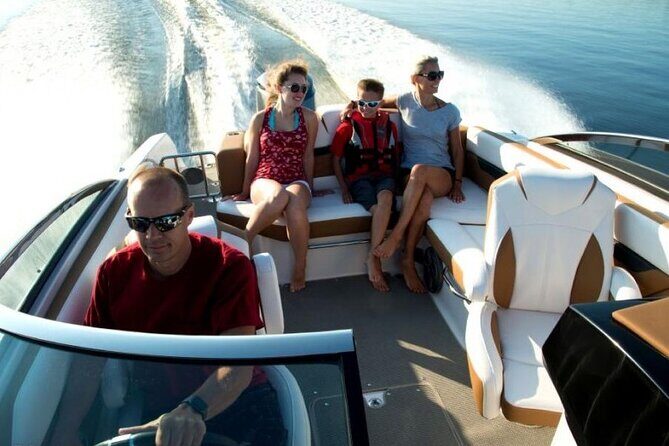 FourWinns HD240 boat rental for 10 people 4 hours - What You’ll Love About This Experience