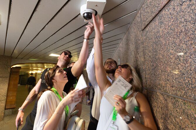 Foxtrail Scavenger Hunt - Compass Trail Vancouver - Who Should Try This Tour?