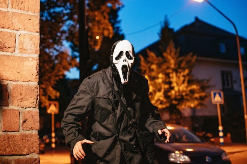 Frankfurt: Jack the Ripper Fright Tour - Frankfurt: Jack the Ripper Fright Tour — A Spooky Walk Through History