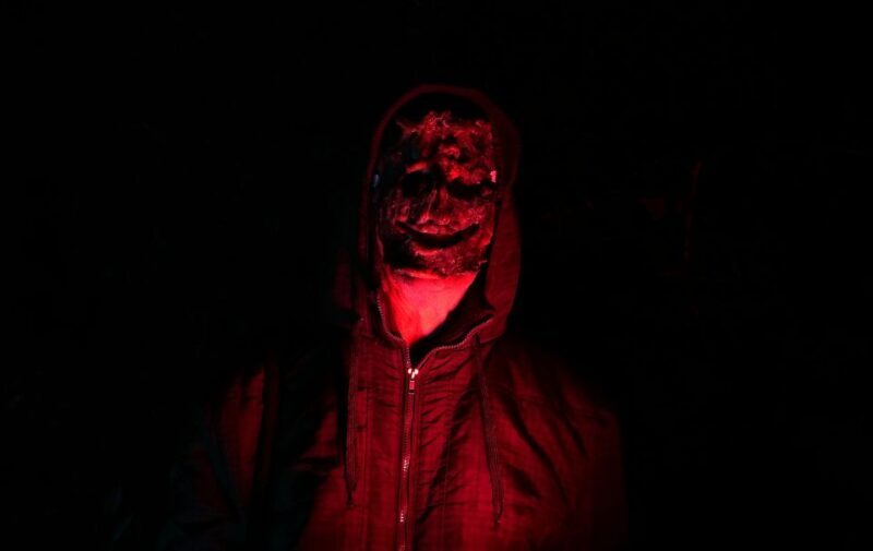 Frankfurt: Old Town Horror Stories Walking Tour in German - Itinerary and Landmarks