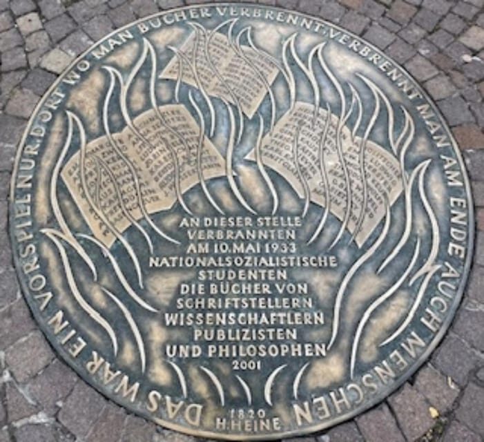 Frankfurt on Foot Daily Walking Tour in English - Discover Frankfurt with the Frankfurt on Foot Daily Walking Tour in English