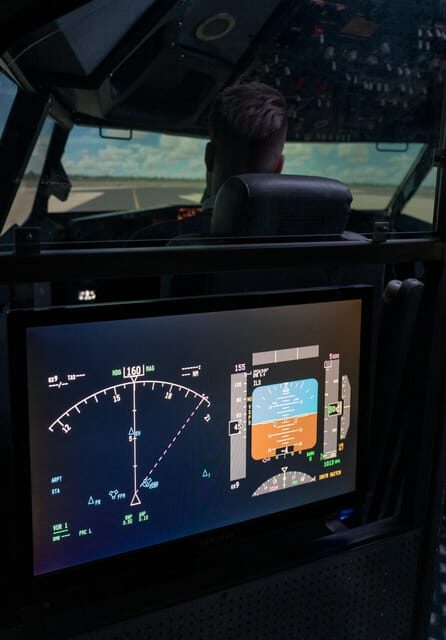 Frankfurt: "Ready for take off" - Flight Simulator B737 - Authentic Experiences and Authenticity