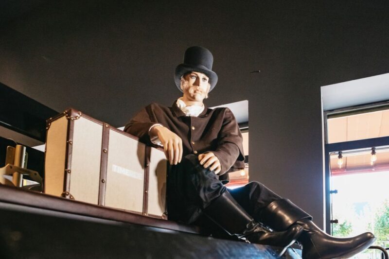 Frankfurt: Virtual Reality Time Travel Experience Ticket - Who Should Consider This Tour?
