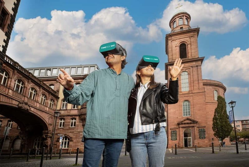 Frankfurt: Walking Tour - discover the city with VR glasses - Valuing the Experience
