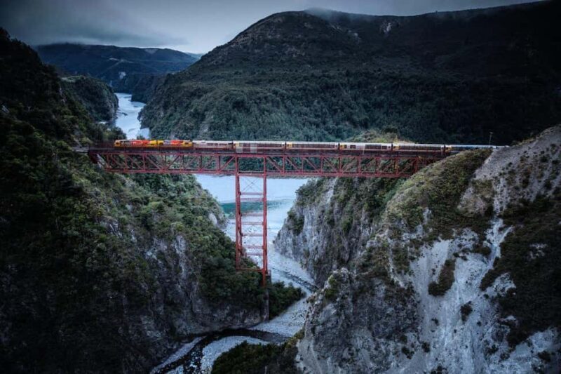 Franz Josef to Christchurch 1 Way Tour inc TranzAlpine Train - Hokitika Gorge: A Visual Feast