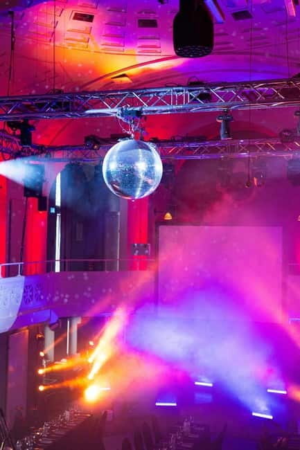 Frauenbad Heidelberg: Magic Dinner with Chris Stark (DE & EN) - The Experience in Detail