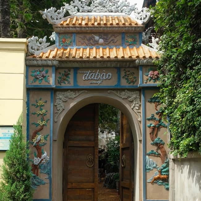 Free E-Sim Ho Chi Minh Instagram Cafe Half-Day Tour - Key Points