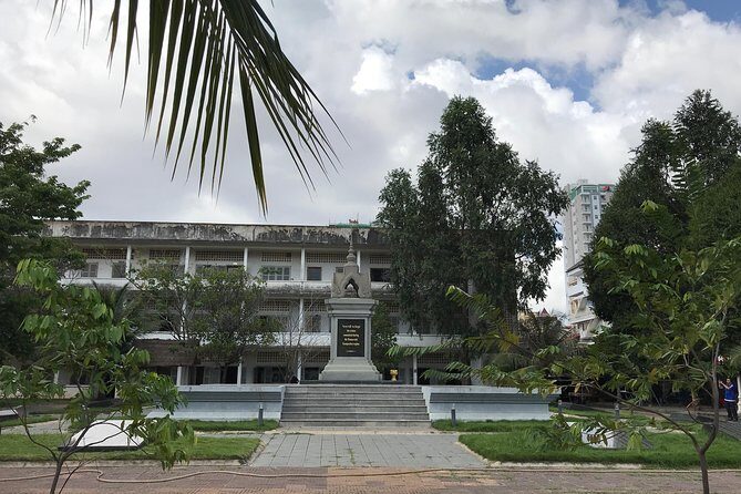 ( Free eSim) Historical Phnom Penh Full Day Tour - FAQs