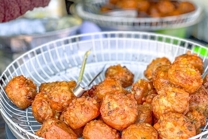 FREE Siem Reap Market & Local Temple Tour - Key Points