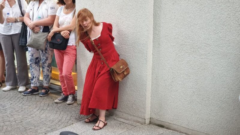 Freiburg: Guided City Tours with Actors - The Sum Up: Who Is This Tour For?