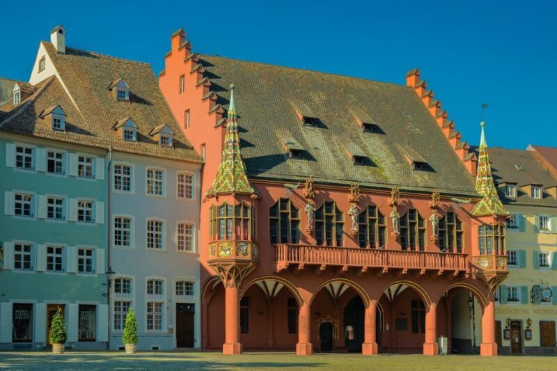 Freiburg im Breisgau: old town privat walking tour Italian - A Closer Look at the Freiburg Old Town Tour