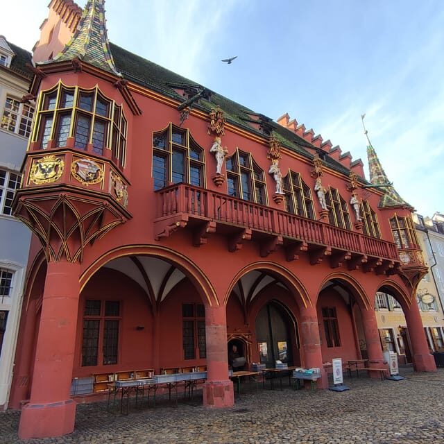 Freiburg im Breisgau: old town privat walking tour Italian - Münsterplatz Freiburg and the Freiburg Minster