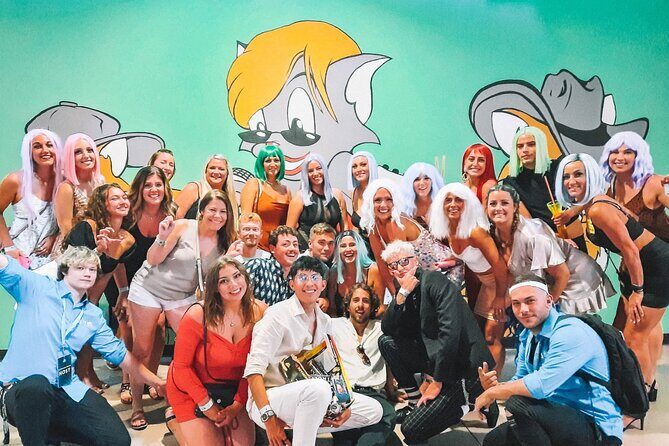 Fremont Street Bar Crawl - Discover Fremont Street’s Vibrant Nightlife with the Bar Crawl