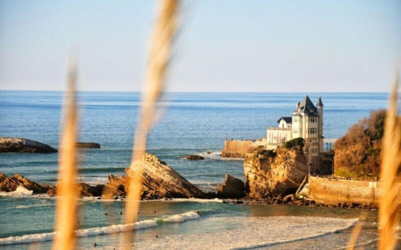 French Basque Country Coastline tour in a 70'sVW Van - French Basque Country Coastline Tour in a 70s VW Van