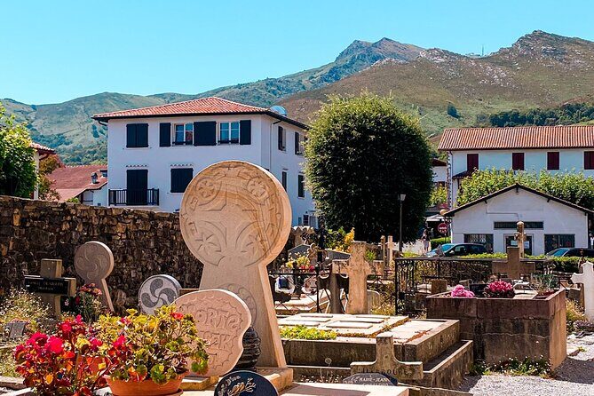 French Basque Country Private Day Tour in an VW Combi - FAQs