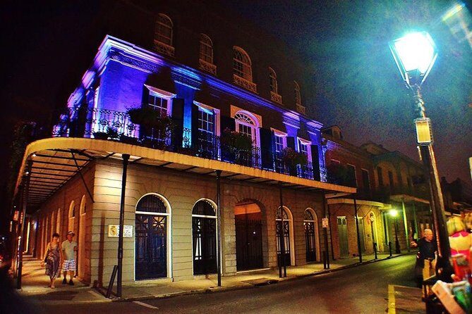 French Quarter Drunken Ghost and Vampire Tour - Key Points