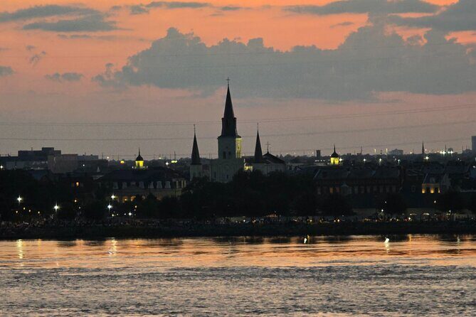 French Quarter Favorites: New Orleans Landmarks Walking Tour - An In-Depth Look at the Tour Experience
