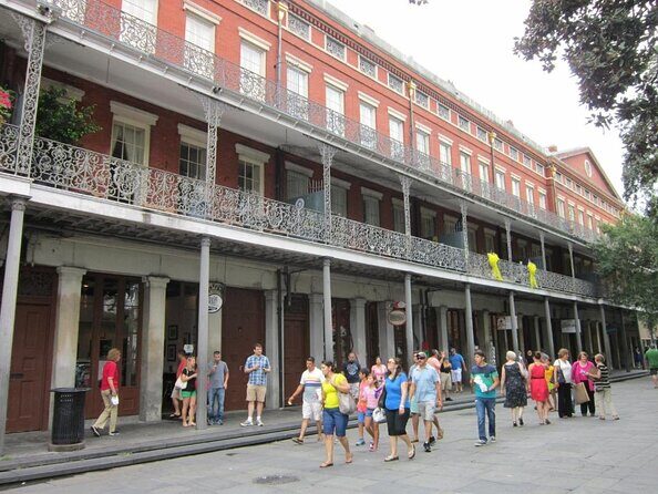 French Quarter Walking Tour With Comp 1850 House Museum Admission - Key Points