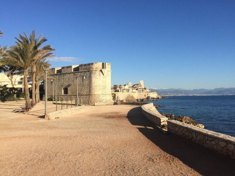 French Riviera West Coast Between Nice and Cannes - The Sum Up
