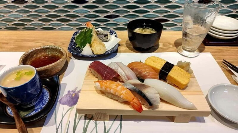 French-speaking tour of Tokyo between modernity and tradition - FAQs