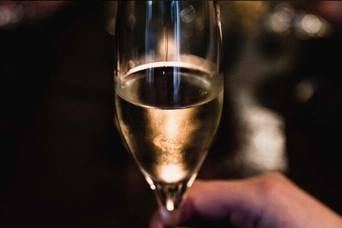French Wine and Champagne Tasting in Paris - Key Points