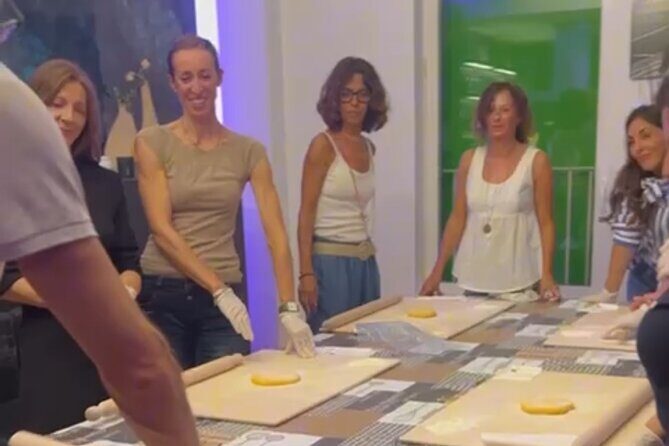 Fresh pasta cooking school in local loft - Frequently Asked Questions