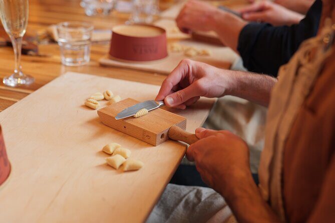 Fresh Pasta Making & Unlimited Prosecco in London - Experience Fresh Pasta Making & Unlimited Prosecco in London