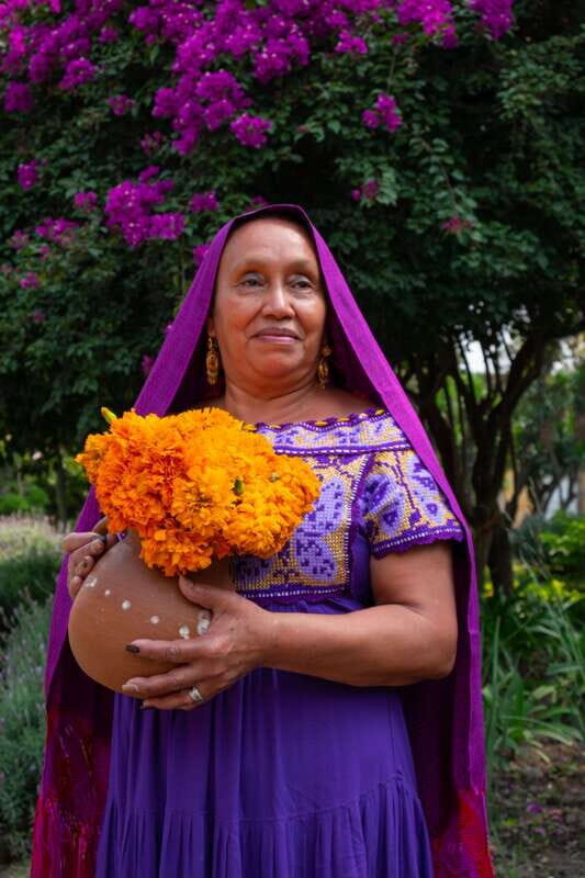 Frida for a day in Xochimilco - The Return and Reflection