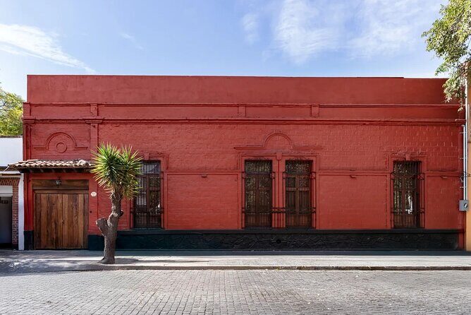 Frida Kahlo Museum (Red House) Tour - A closer look at the Red House Tour: What to expect