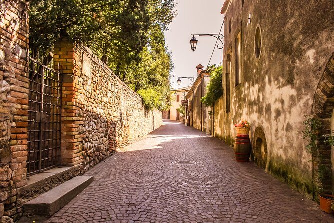 From Abano Montegrotto Tour to Arquà Petrarca medieval village - A Closer Look at the Experience