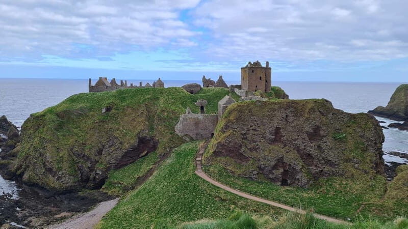 From Aberdeen: Guided Day Trip, Coast & Castle Visit - Cost & Value
