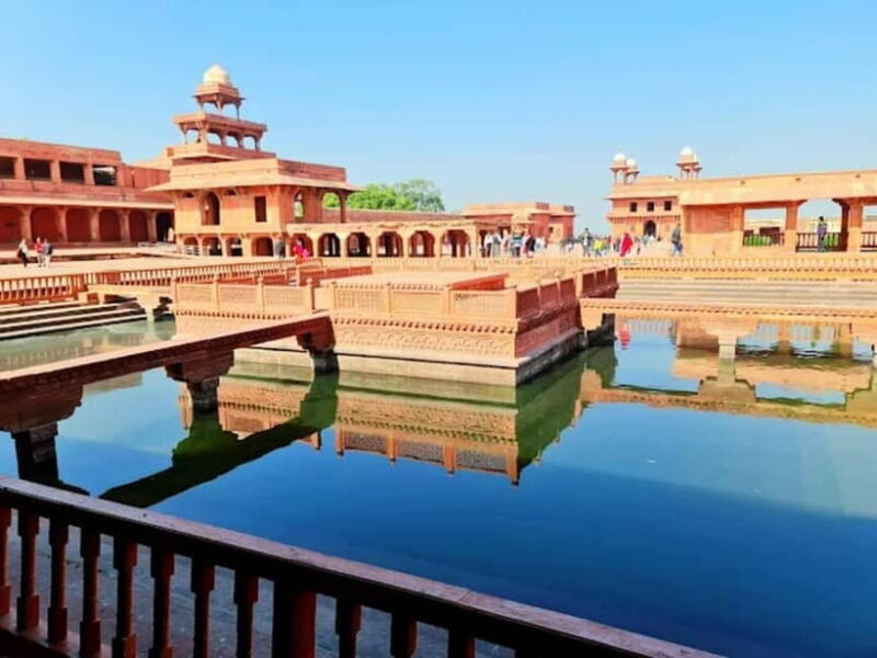 From Agra: Fatehpur Sikri Guided Tour - The guided experience — pros and cons