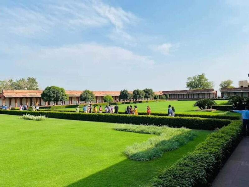 From Agra: Fatehpur Sikri Guided Tour - Practical tips for travelers