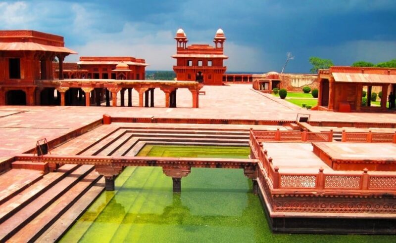 From Agra: Fatehpur Sikri Private Guided Tour by car - An In-Depth Look at the Fatehpur Sikri Private Tour