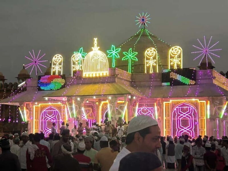 From Agra: Fatehpur Sikri Private Tour - The Journey and Local Flavor