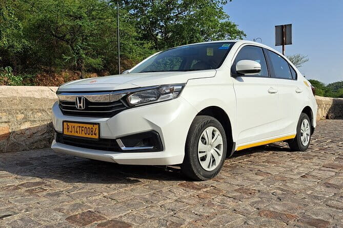 From Agra: Private one way Transfers Cab To Delhi drop - Key Points